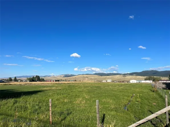 N Dixon St, Anaconda, MT 59711