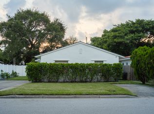 1121 NE 17th Way #2, Ft Lauderdale, FL 33304