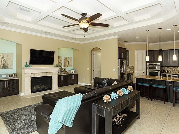 Alt View to Open Kitchen