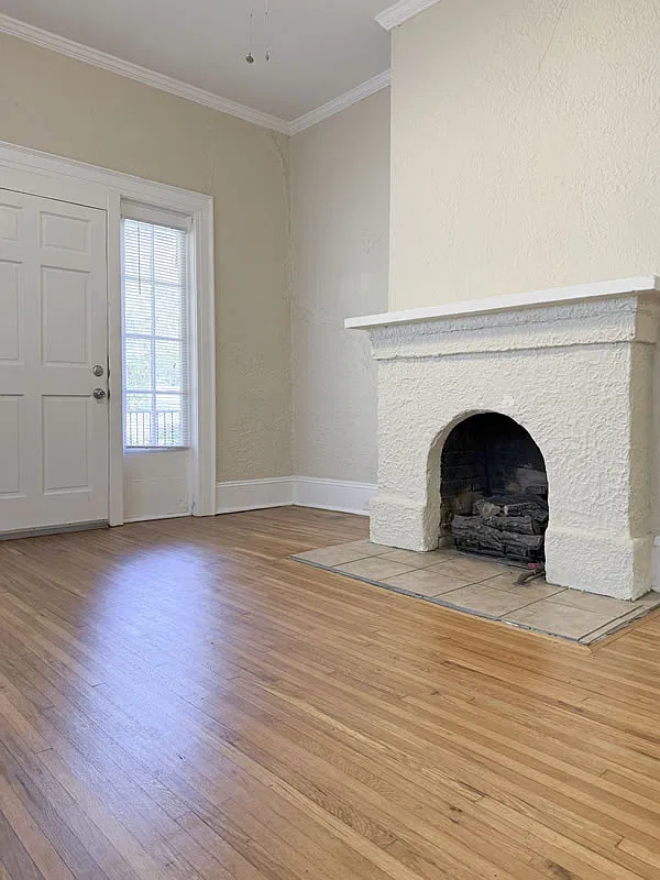 2 bed, 100 sqft, $1,295 — Photo 3