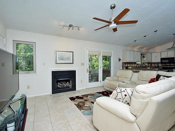 2nd image of 7216 Carriage Hills Dr