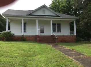 50 Smith St, Ware Shoals, SC 29692
