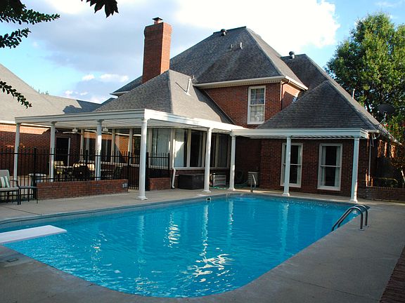 Pool area