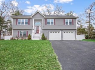 47 Duffy Dr, Taunton, MA 02780
