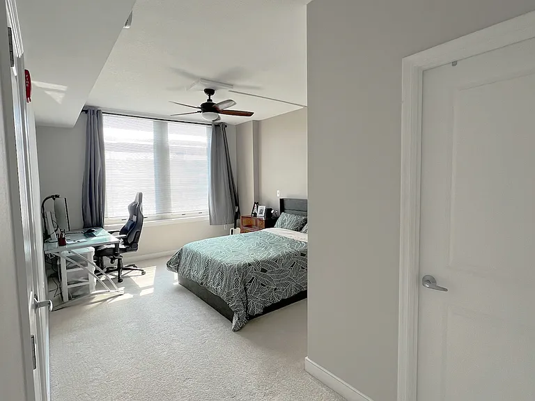 155 Potomac Psge #704 — Photo 12