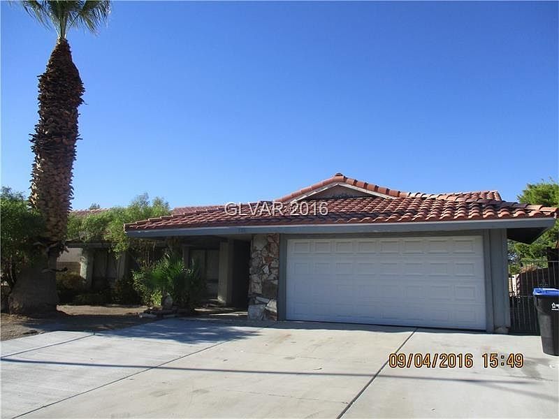 1st image of 586 Chelsea Dr #0