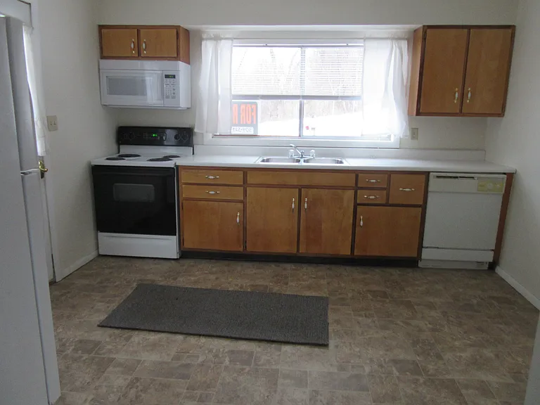 3348 8th Street Rd — Photo 3