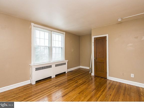 4th image of 6219 Erdrick St Floor 2