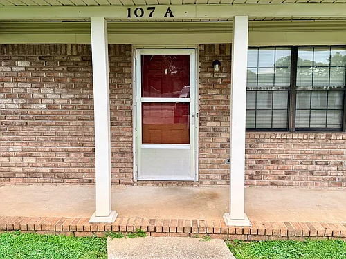 107 Blaine St #A Photo 1