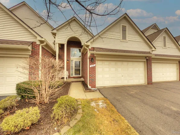 443 Concord Dr, Canton, MI 48188