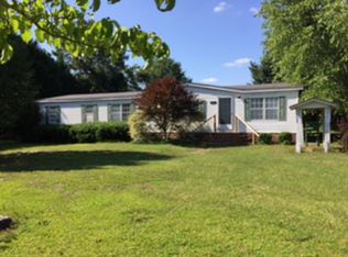 1266 Limerick Ln, Manning, SC 29102