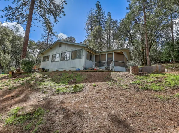 3260 Omo Ranch Rd, Somerset, CA 95684