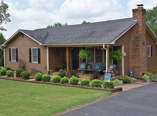 3351 Rainbow Lake Rd, Inman, SC 29349