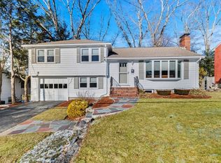 26 Eastern Ave, Lexington, MA 02421