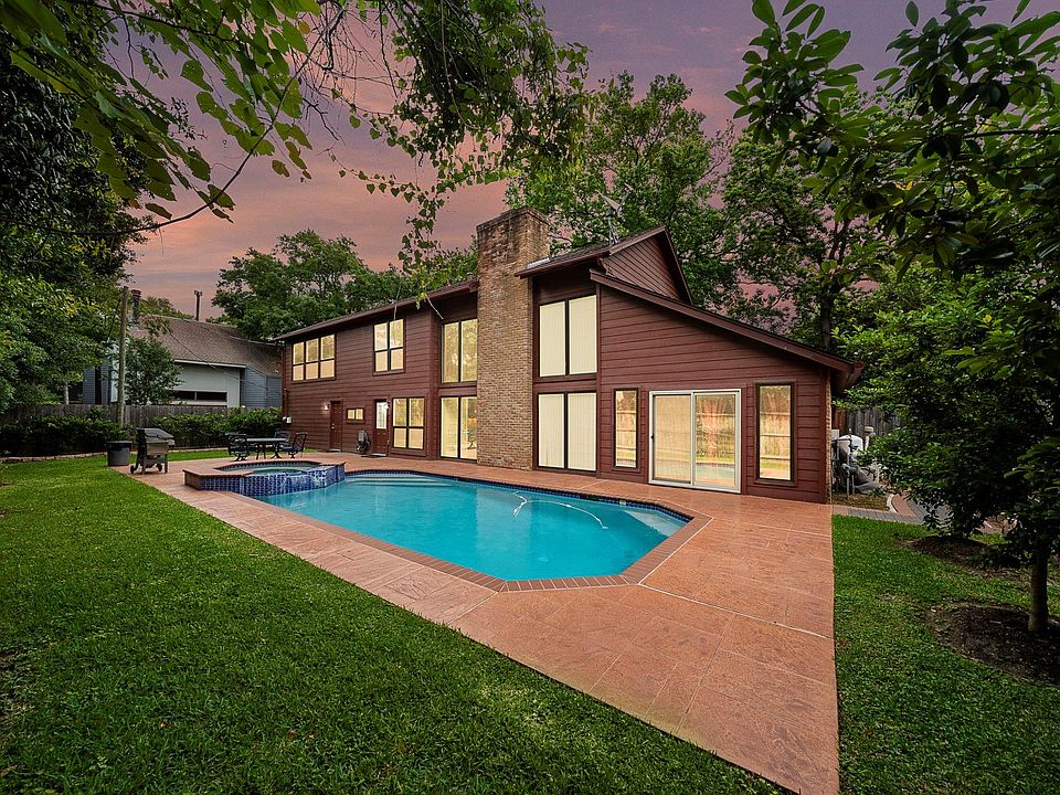 1st image of 1019 Ridgeley Dr