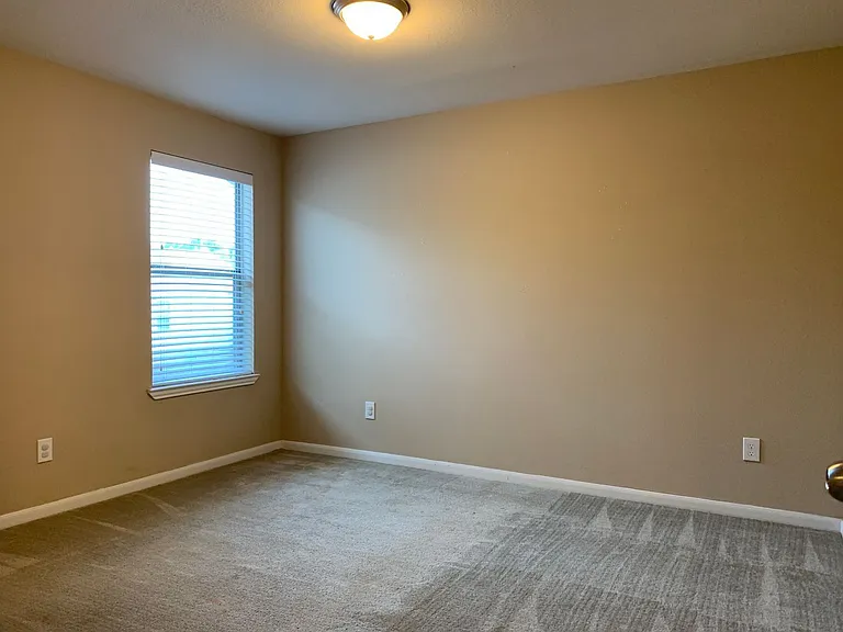17038 Wilthorne Gardens Ct — Photo 18