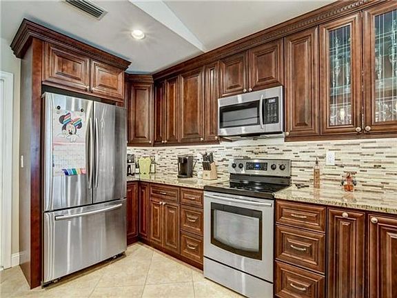 5th image of 6021 Aquamarine Way