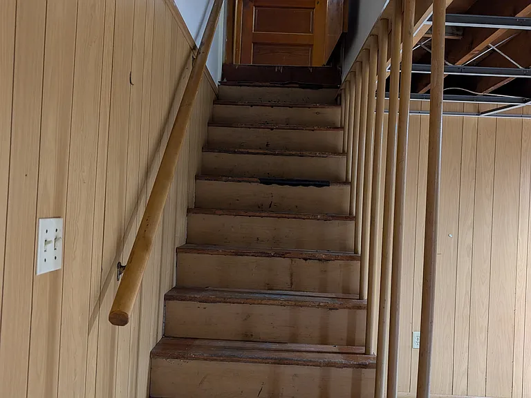 613 Altavista Ave — Photo 31