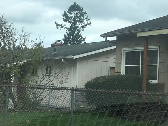 3rd image of 406 N 12th Ave