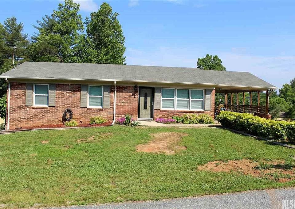1st image of 3437 Pinehurst Pl NE