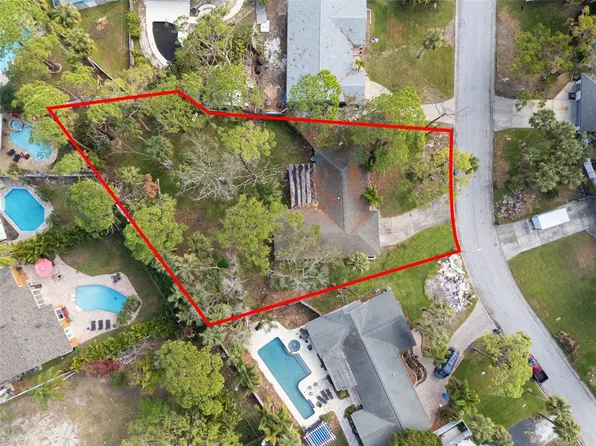 1649 N Dakota Ave NE, Saint Petersburg, FL 33703