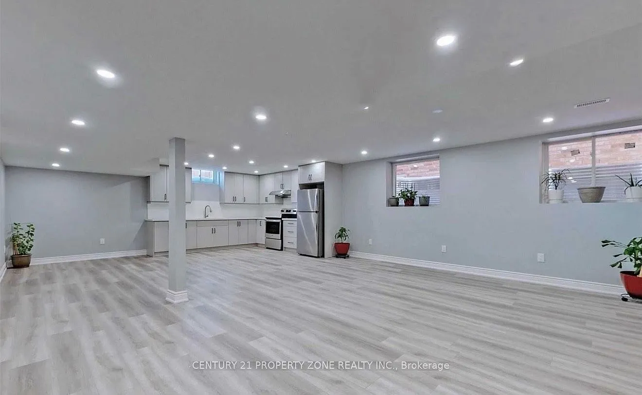 2 bed, $1,800 — Photo 4