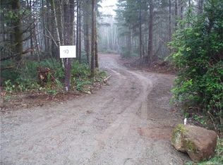 401 E Chlesey Ln, Belfair, WA 98528