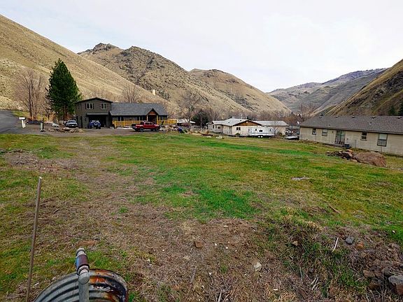 2nd image of 41 Fish Trap Rd S