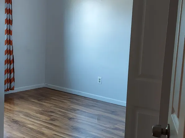 1012 Travis Ln, Gaithersburg, MD 20879
