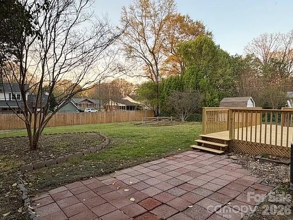 3rd image of 6906 Old Forge Dr