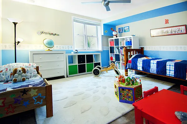 Sold by Brooklyn Bridge | media 9
