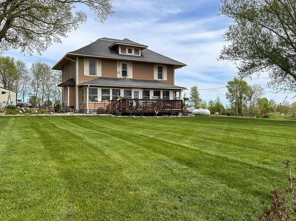 2813 235th St, Saint Charles, IA 50240