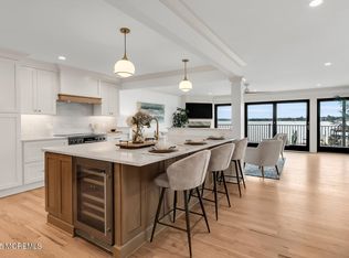 130 Bodman Pl APT 13, Red Bank, NJ 07701
