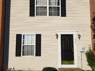 313 Surrey Club Ln, Stephens City, VA
