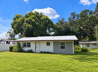 5027 Studio Dr, Zephyrhills, FL 33542