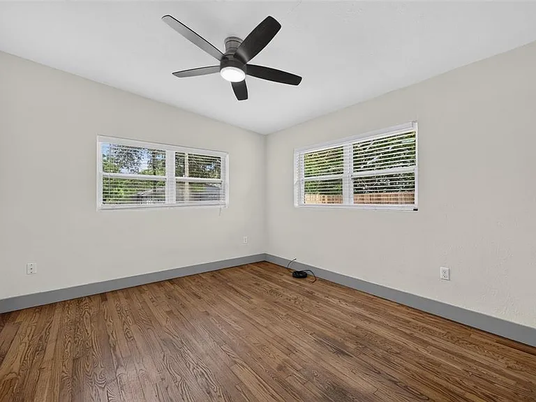 1317 Cloverlawn Ave — Photo 11