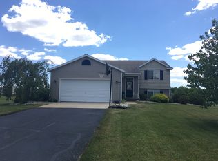 2244 Avalon View Dr NE, Cedar Springs, MI 49319