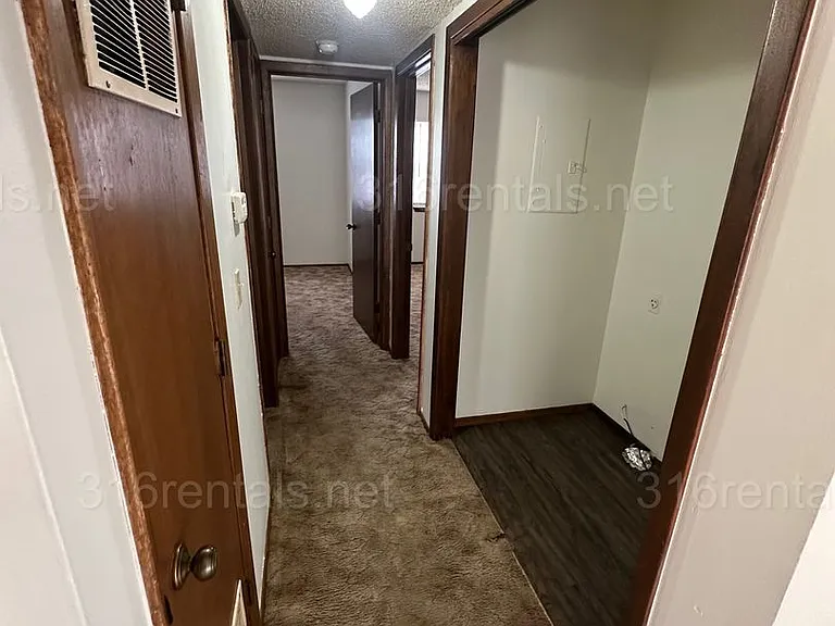 369 E Marion Ct #4 — Photo 9