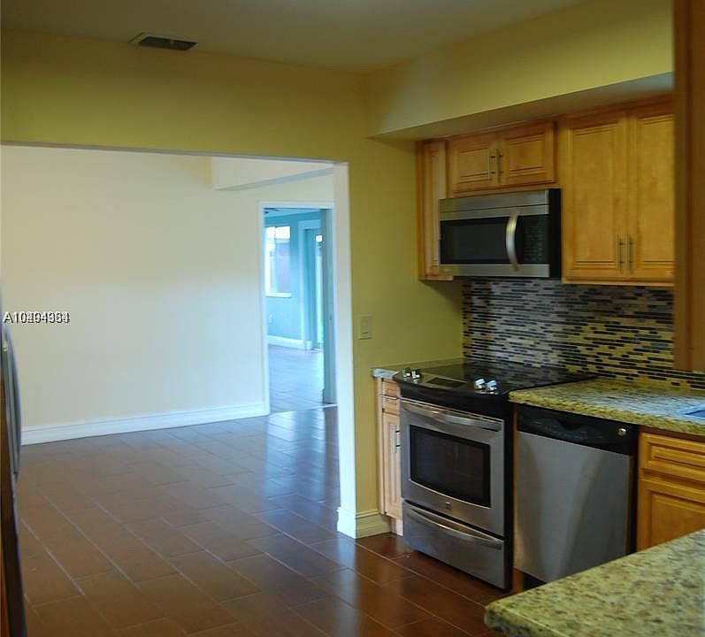1st image of 310 SW 65th Way