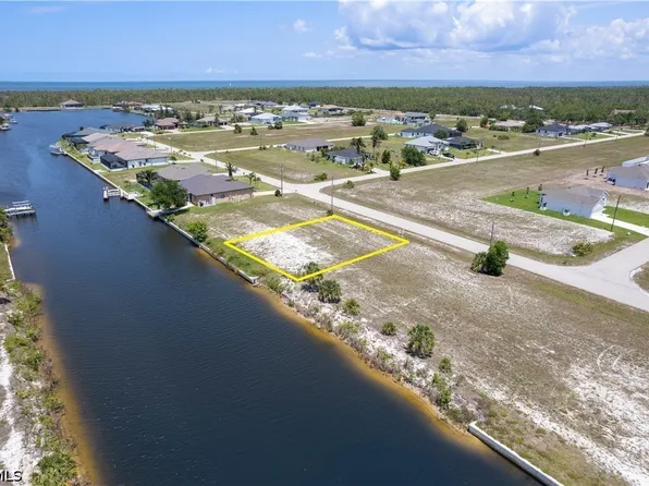 4106 NW 39th Ln, Cape Coral, FL 33993