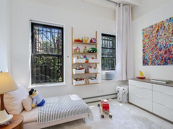 5th image of 430 Sterling Pl APT 4D