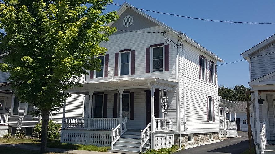 1st image of 512 Morris St