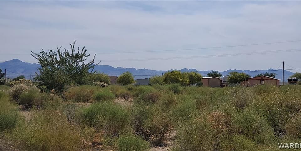 2nd image of 3649 N Bosque Rd
