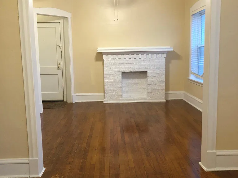 1751 W Catalpa Ave #3 — Photo 5