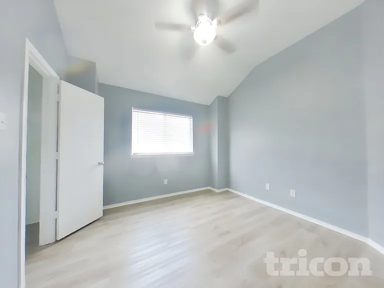 4916 Dougal Ave — Photo 11