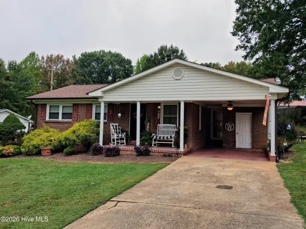 403 E Tennessee Avenue, Bessemer City, NC 28016
