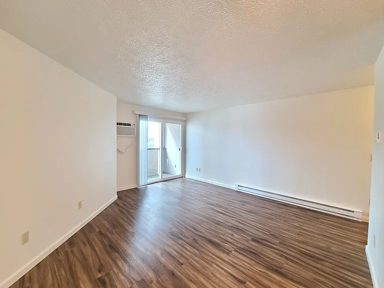 827 E Ermina Ave — Photo 27