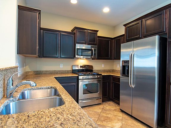 3rd image of 3631 E Zachary Dr