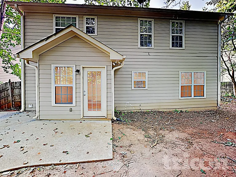 2395 Sailor Ln — Photo 16