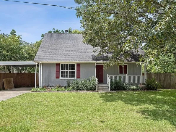 26260 Sunrise Lake Dr, Lacombe, LA 70445